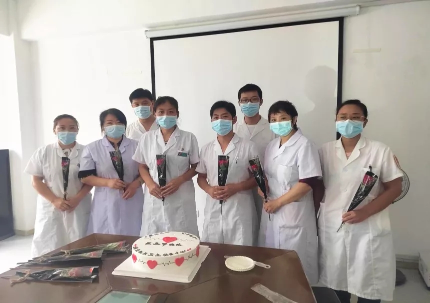 区卫健系统开展“中国医师节”专题系列活动