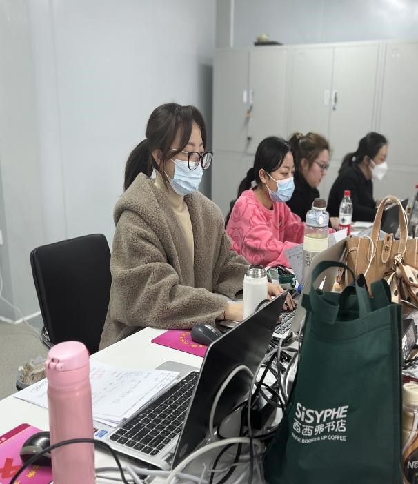 【榜样力量】让党旗在浑南抗疫一线高高飘扬（八）