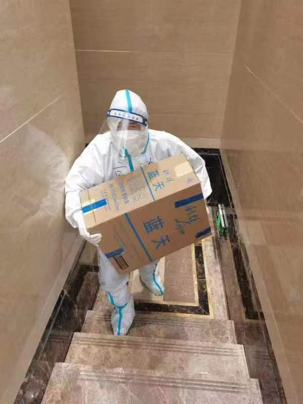 抗疫日记：全家都战斗在一线的老党员