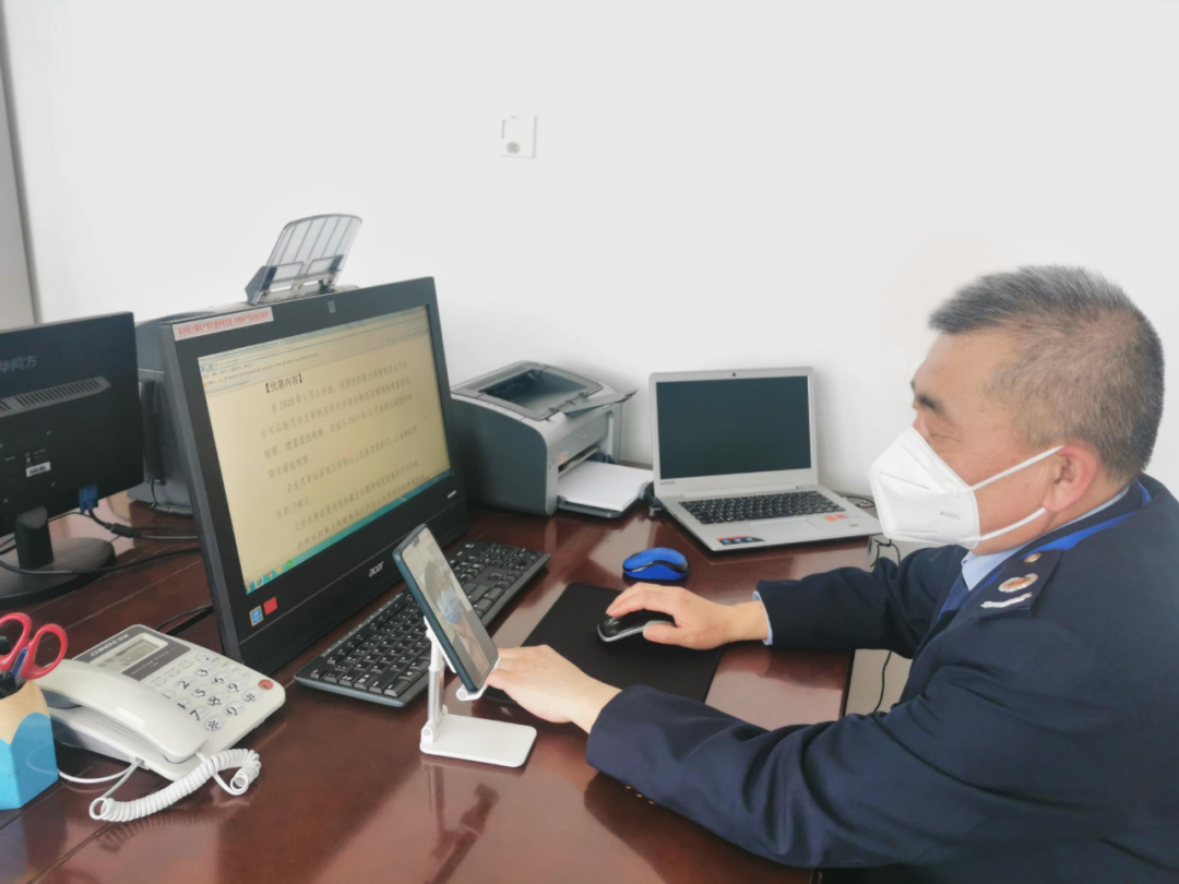 高新区税务局：落实缓税政策 助力企业发展