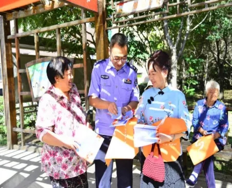 区司法局：抓实宣传小活动 做好服务大文章