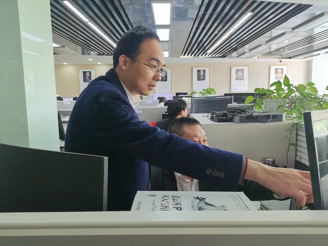 “沈阳五一劳动奖章”获得者贾军营：勇于创新 攻坚克难