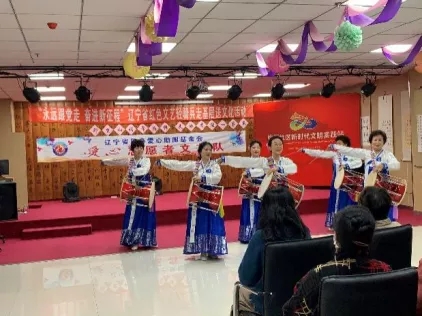 【社区风采】桃源社区开展“邻里和谐常为伴 民族团结一家亲”文艺演出