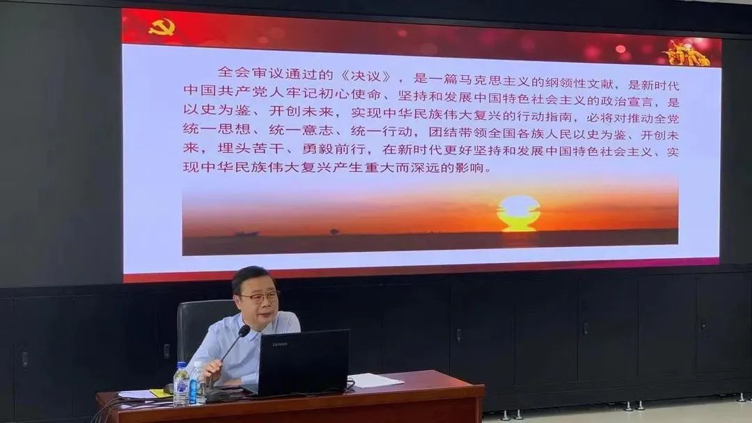 我区举办“青春亮剑 先锋晒台”年轻干部集训班