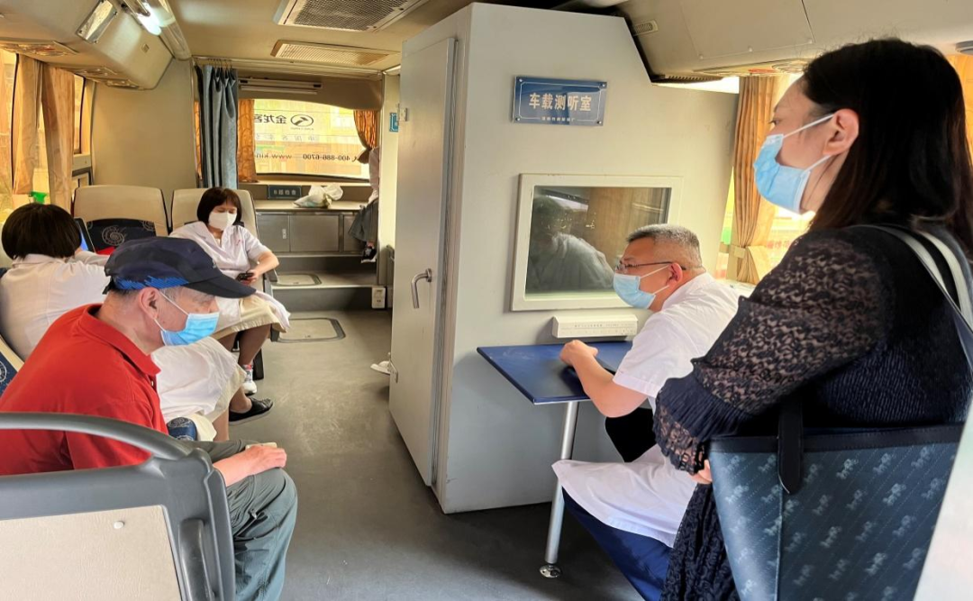 【深入践行“两邻”理念】浑南区五三街道营盘社区开展“疫苗接种进社区 为...