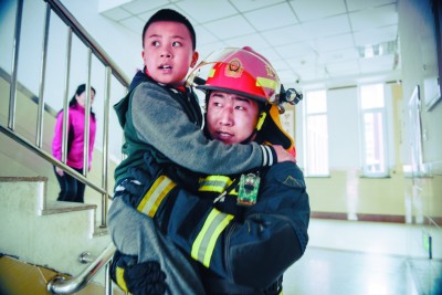 浑南教育系统举行应急演练观摩