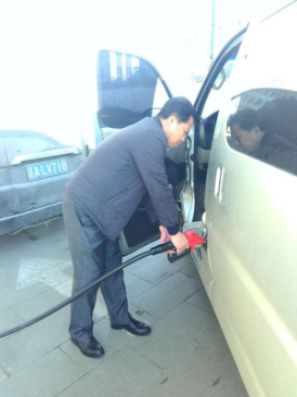 餐饮中心配送部车队节油措施取得初步成效