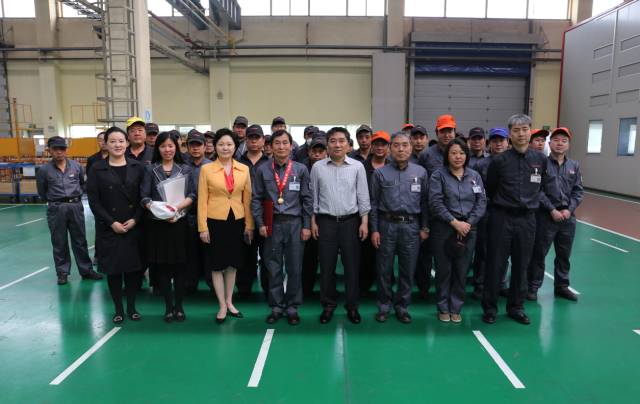 东芝电梯(沈阳)有限公司工会主席曲鸿雁荣获全国五一劳动奖章