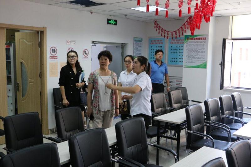 市妇联领导到桃源社区调研指导工作