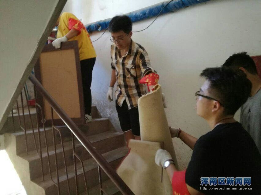 党员志愿服务 共创文明城市