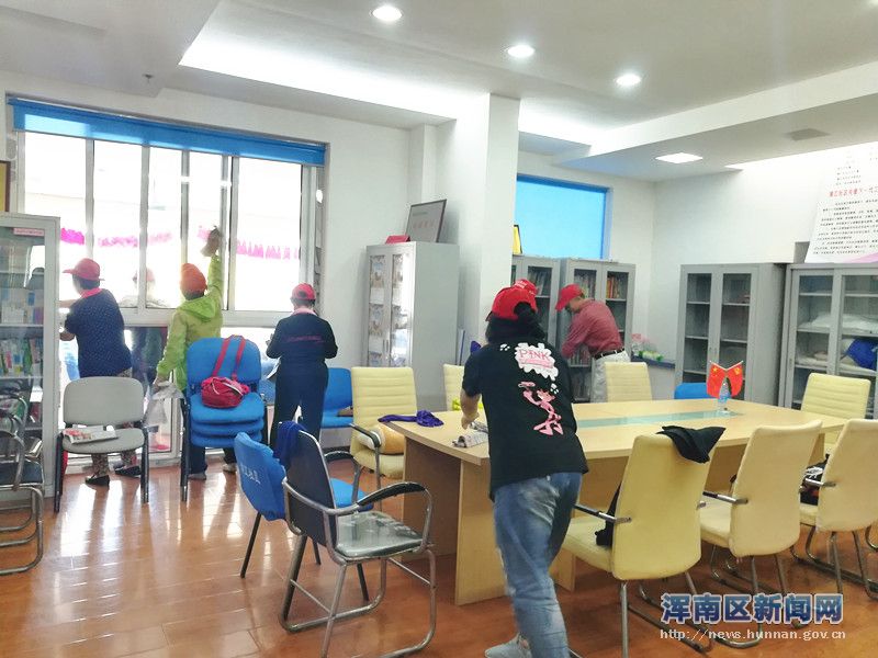 浦江社区百日攻坚 党员志愿者在行动