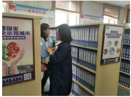 浑南区创城办向市食药监局学习创城档案整理