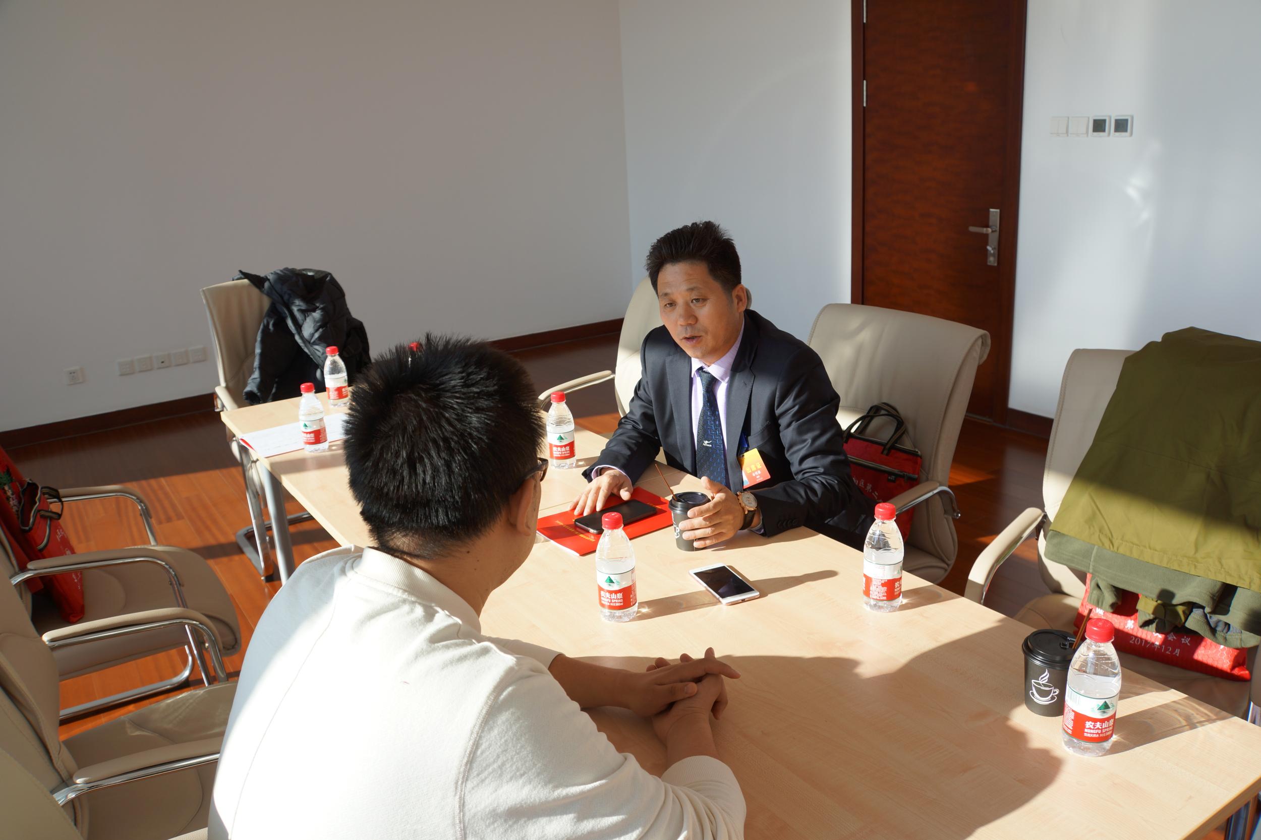 政协委员专访：区政协会开的好 有意义有质量