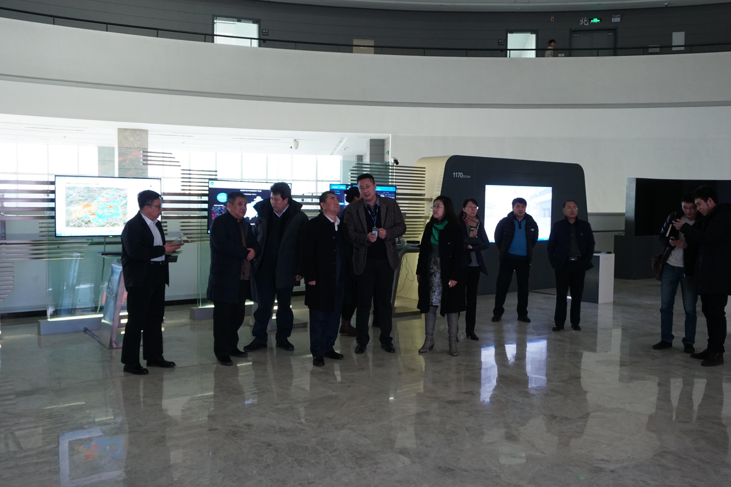 北京电子城考察团到浑南考察