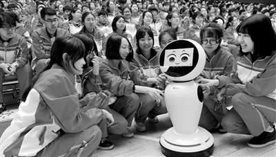 “北京8分钟”团队用幕后故事传递正能量