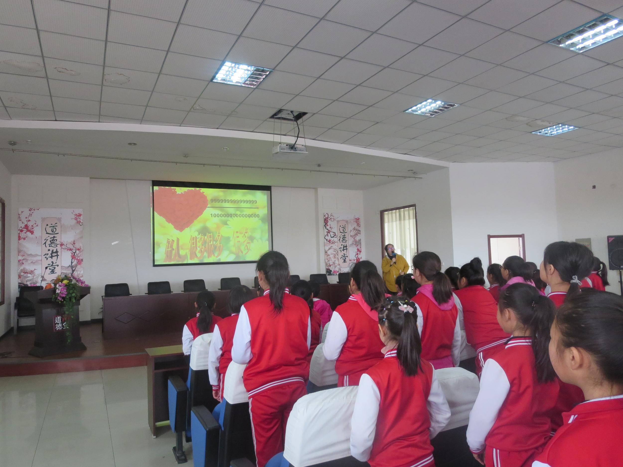 关爱女童？呵护成长