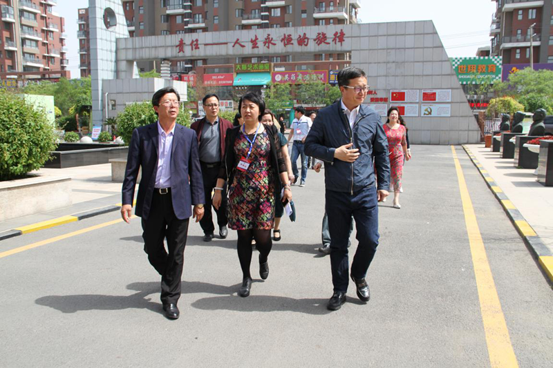 精心筹备齐参与保驾护航为学子——市、区教育局领导莅临浑南四中检查高考考...