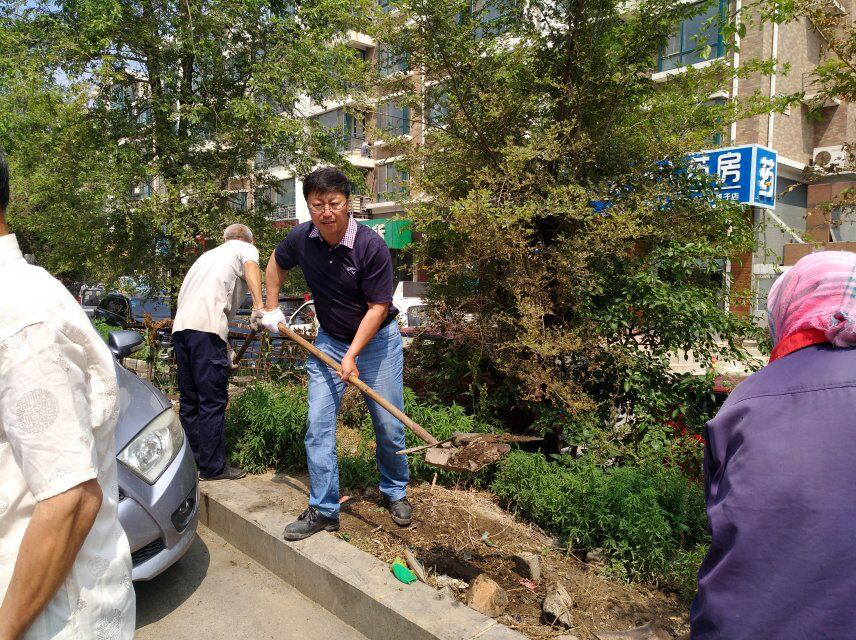 浑南区桃仙街道绿色家园社区开展环境卫生大整治助力创城工作
