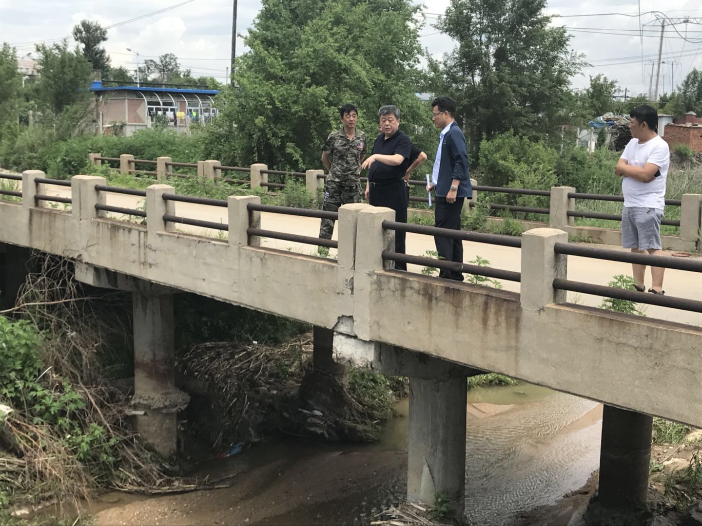 浑南区银鹰河长巡查王滨河