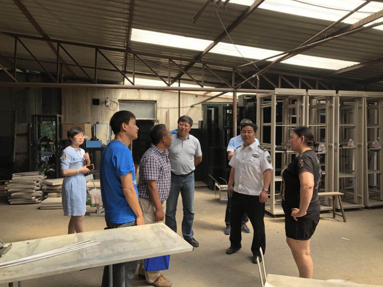 浑南区安监局聘请专家对桃仙街道安全生产工作进行检查指导