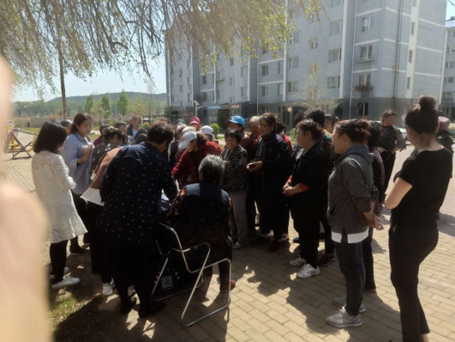 望滨街道工青妇联合开展“感恩生命·健康生活”禁毒宣传系列活动