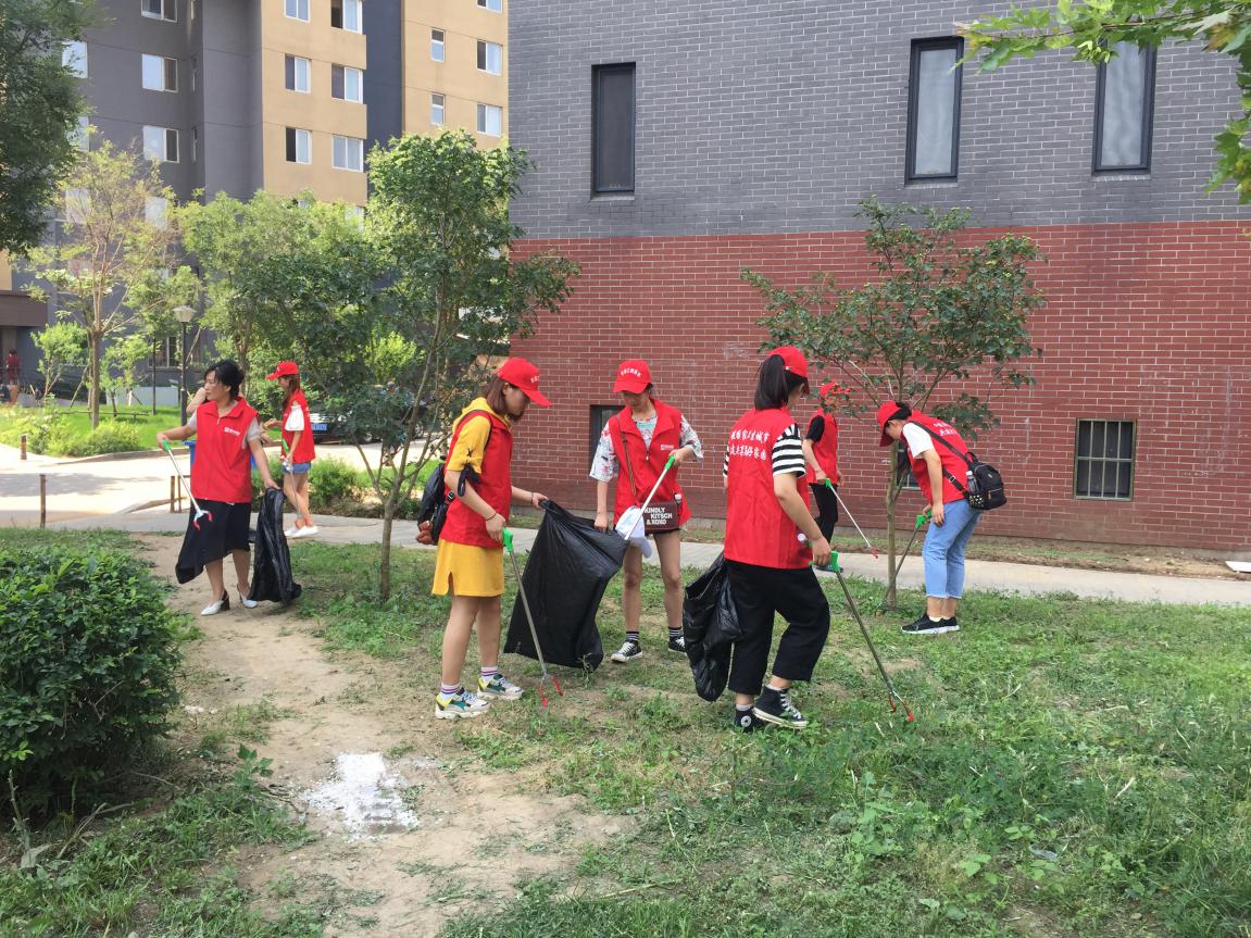 沈阳建筑大学第二批志愿服务团队与东湖街道温馨港湾社区签订“志愿服务助力...