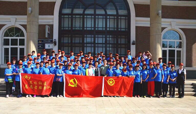 “城乡社区牵手助力三城联创”——五三街道慧缘社区组织庆七一公益行活动