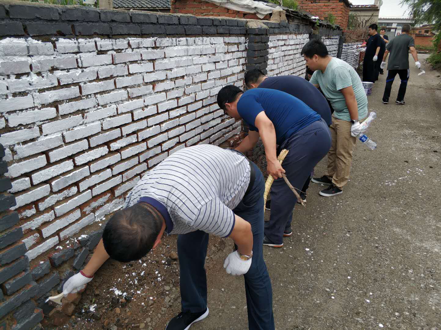 区直机关工委开展“机关党员勇担当 助力城中村创城”活动