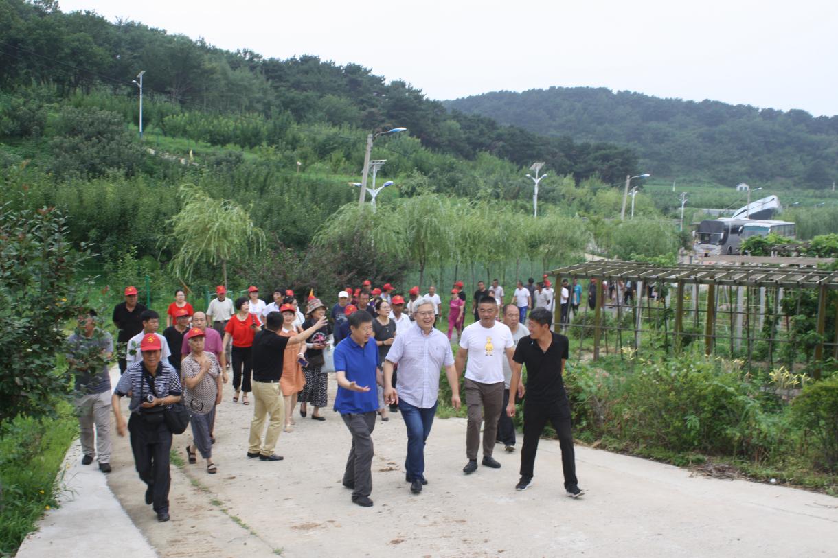 走进美丽乡村学经验促创城——白塔街道赴魏家沟、王士兰村参观学习