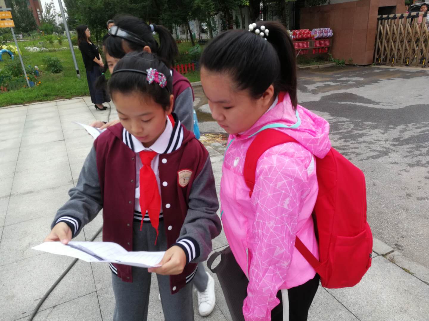 浑南一校金地校区“像蜜蜂一样学习像蝴蝶一样生活”开学第一天