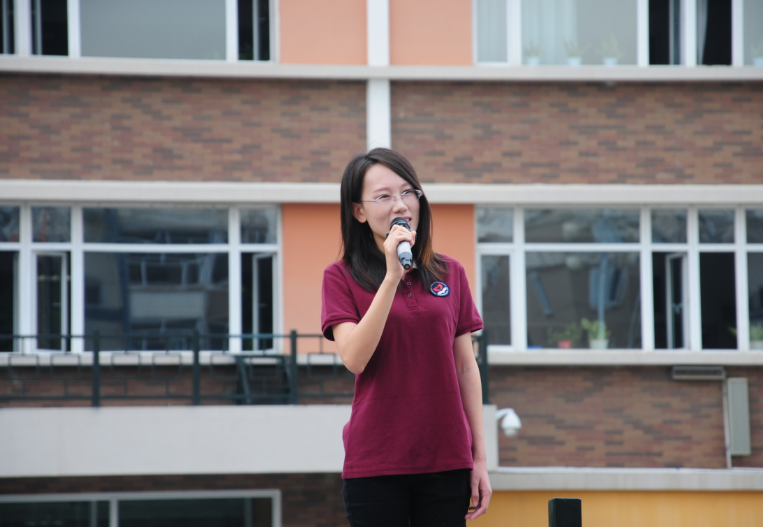 浑南二校举行“创意悦童年创新伴成长”主题开学典礼