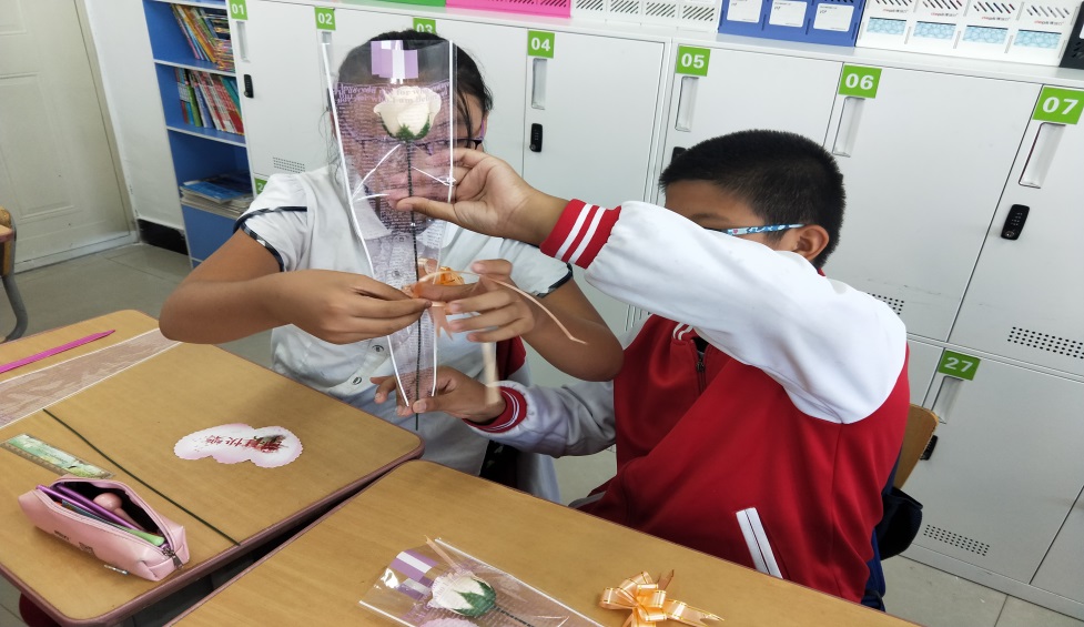 高坎小学开展“自然教育润桃李·金秋硕果颂园丁”欢庆教师节活动