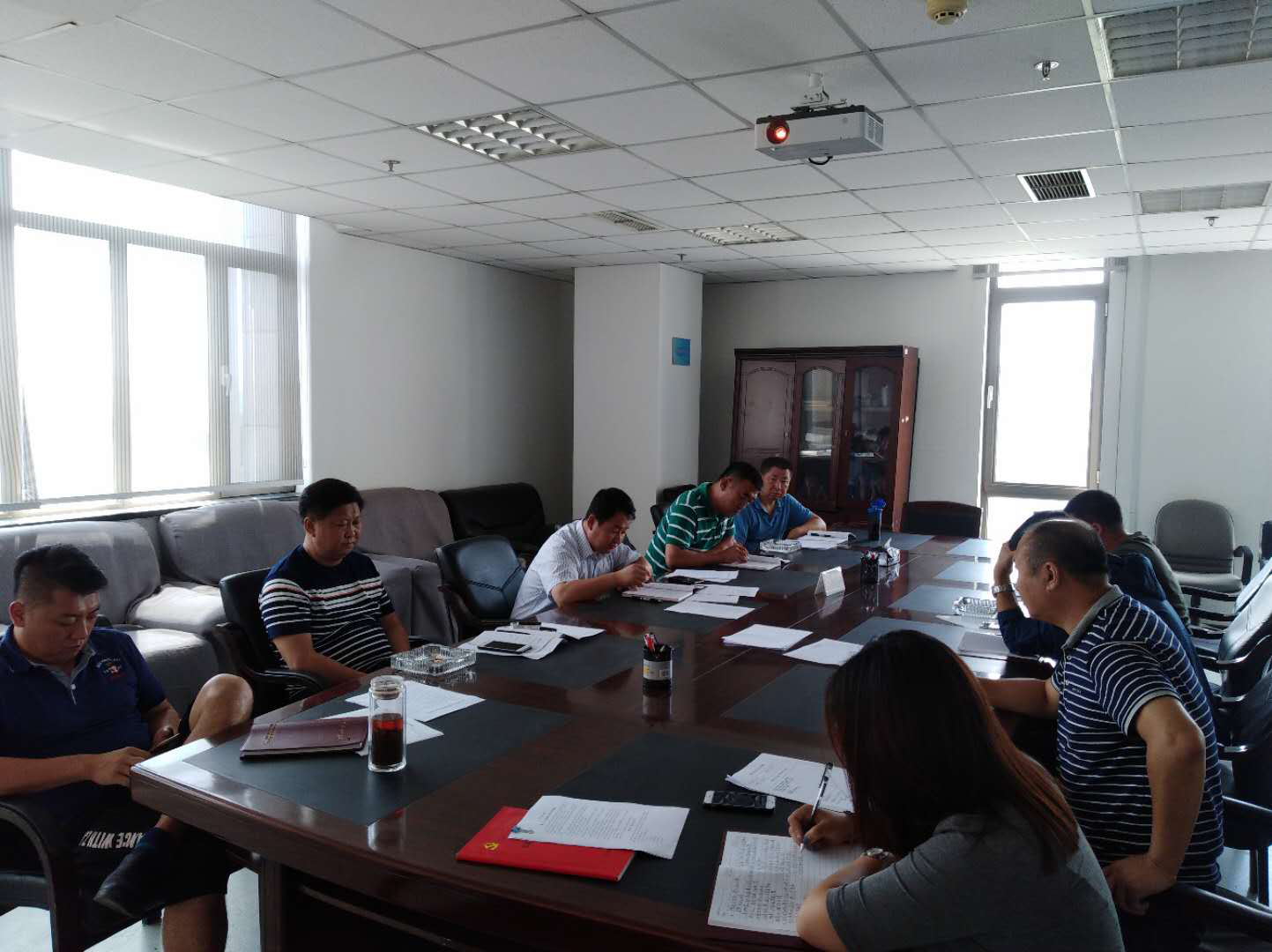 区安监局认真学习营商环境条例精神进一步把营商环境建设引向深入