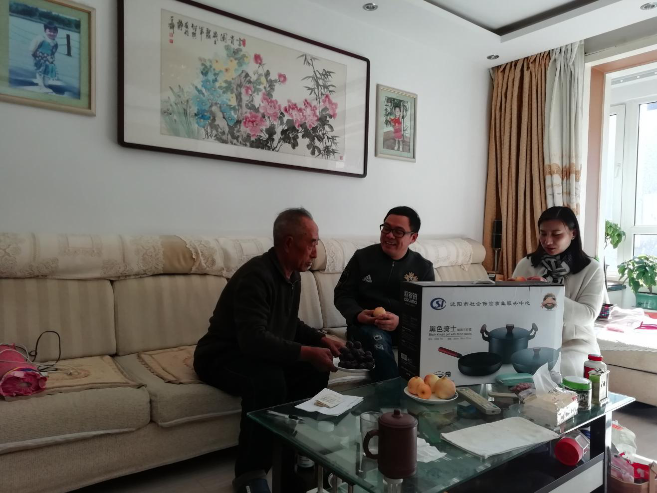 感恩重阳爱心有您——富都丽景社区重阳节走访慰问活动