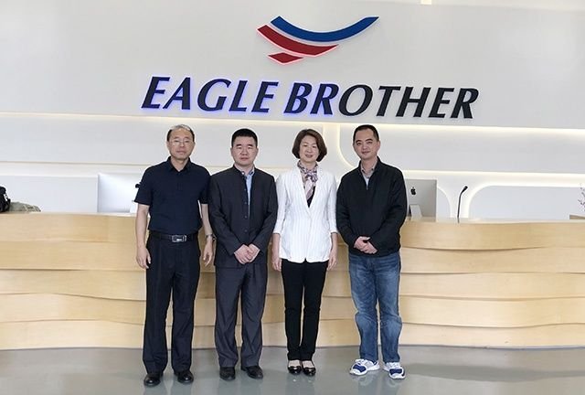 沈阳市浑南区副区长郑向东一行考察天鹰兄弟