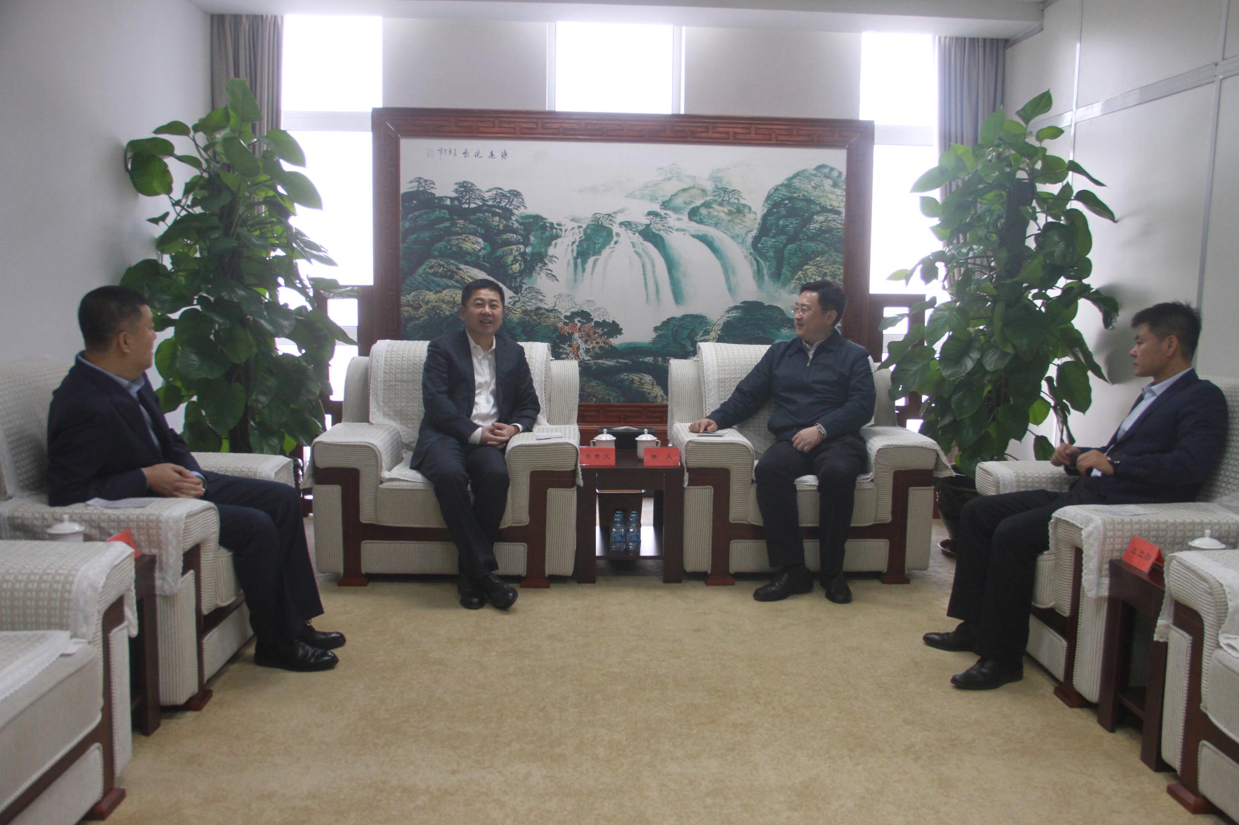 浑南区委书记单义会见万达地产集团沈阳城市公司总经理李景文