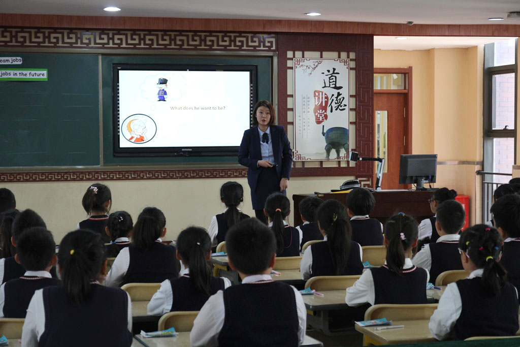 注重实效教研携手共同成长—浑南区举办小学英语读写课研究成果展示活动