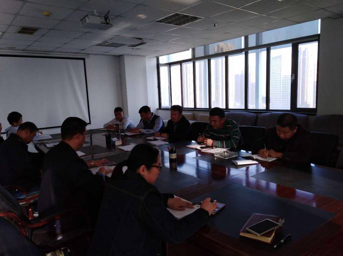 区安监局组织召开局务会——深入贯彻各项发展理念打造国际化营商环境