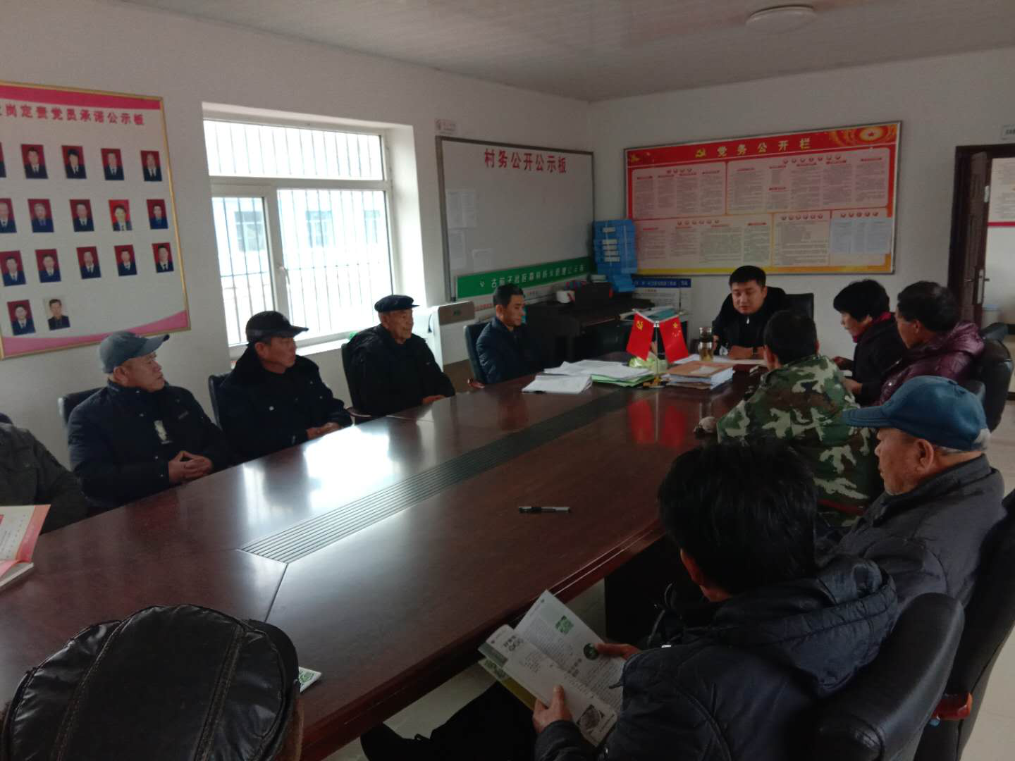 望滨街道党工委积极组织深入学习《中国共产党支部工作条例(试行)》