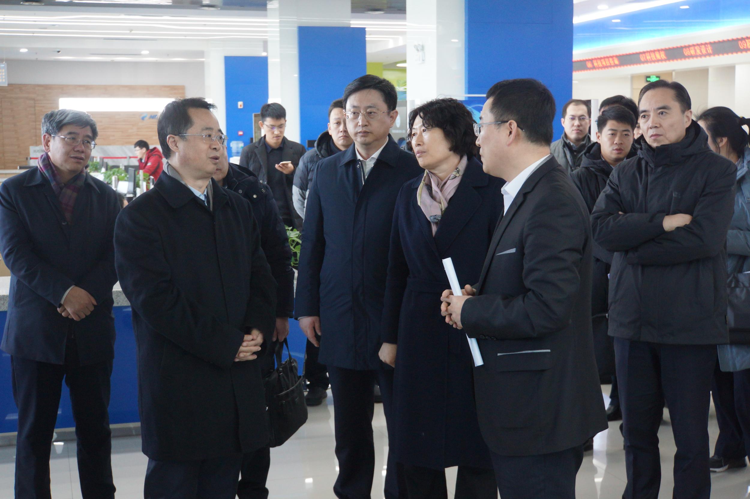 辽宁省委常委、组织部长陆治原到浑南区调研