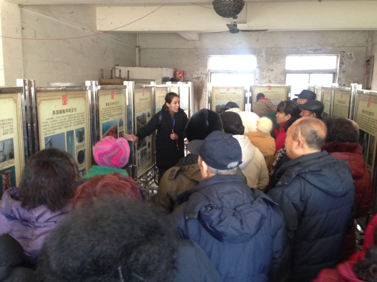 “走近历史——辽宁省博物馆志愿者送展进社区活动”之走进文澜苑社区