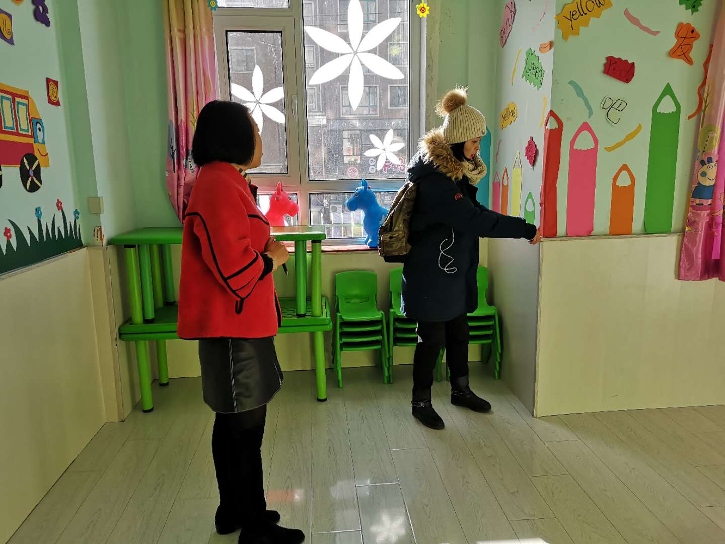 在水一方社区开展幼儿园安全检查工作