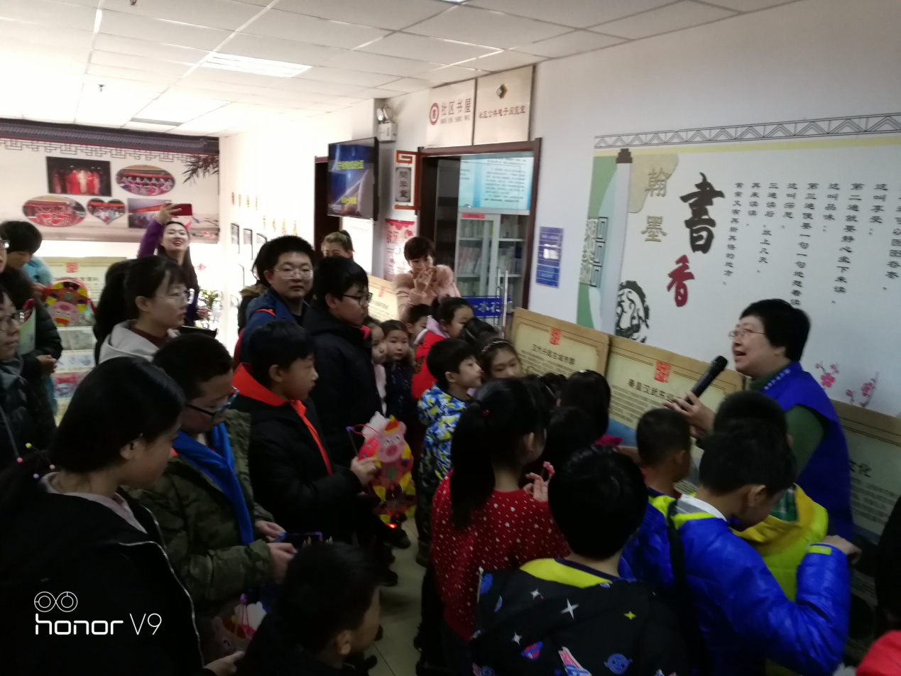 辽宁省博物馆走进在水一方社区开展“中国梦进万家”主题活动