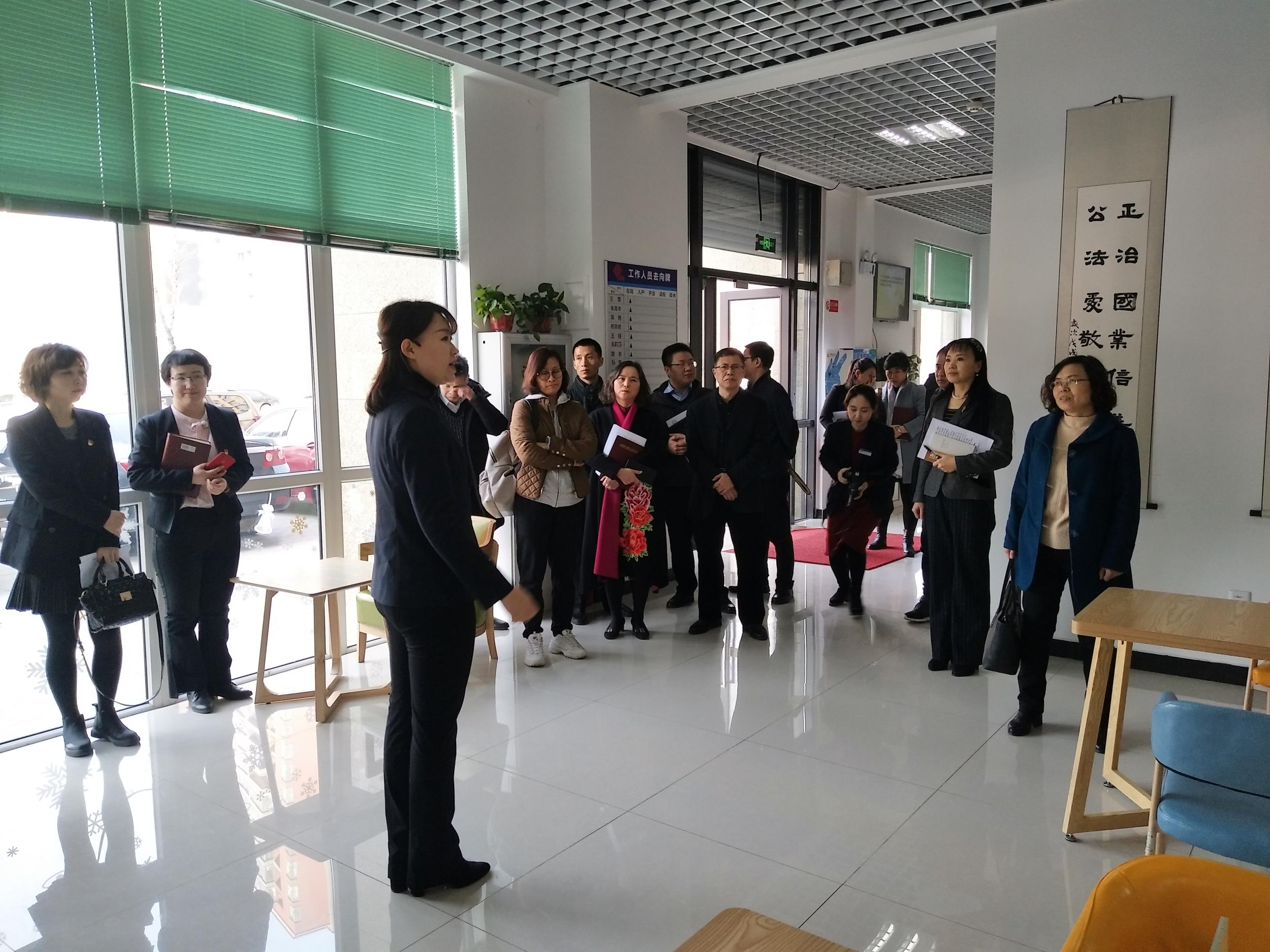 市政府研究室等领导到五三街道奉天九里社区调研社区治理情况