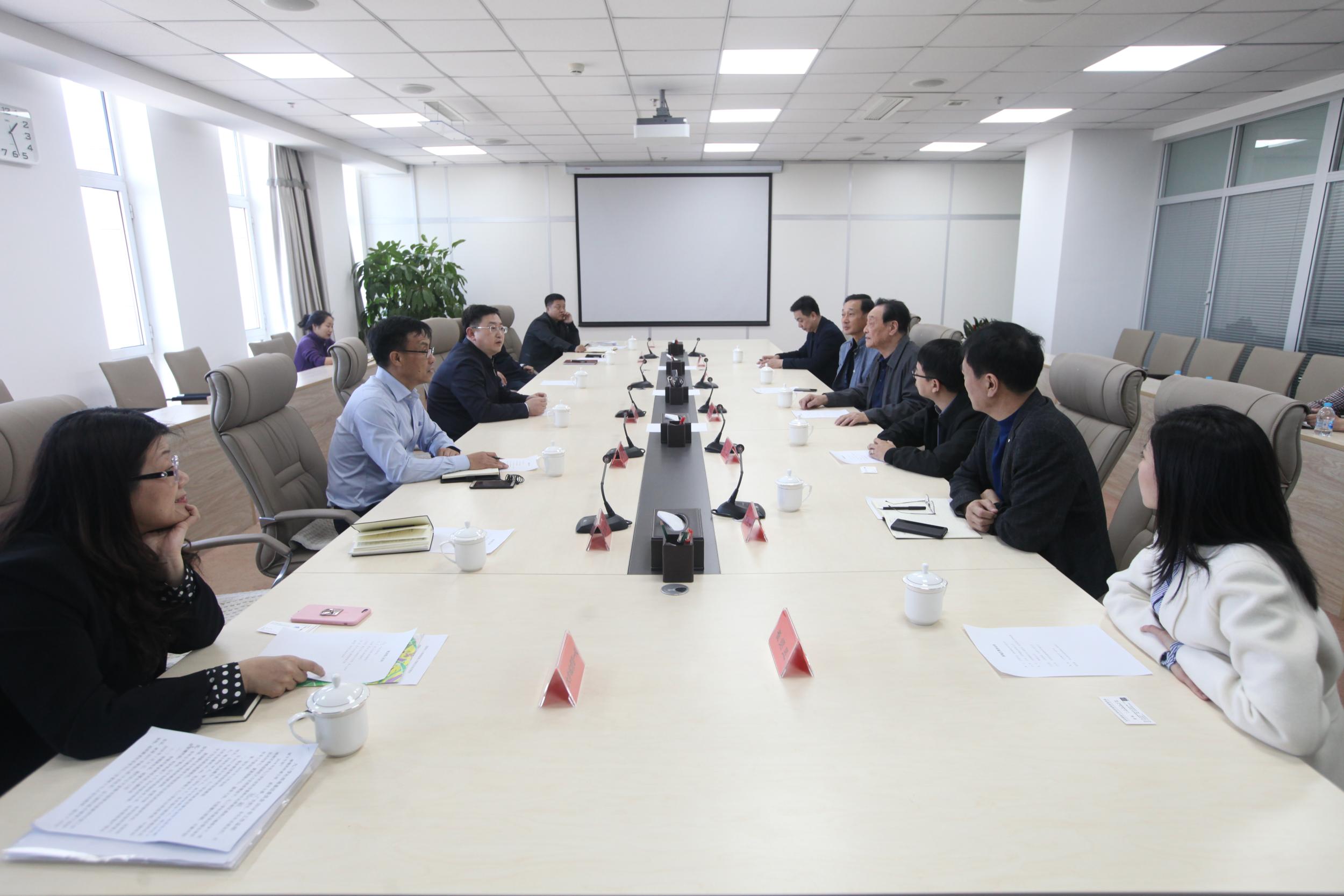 浑南区委书记单义会见中国工程院院士王子才