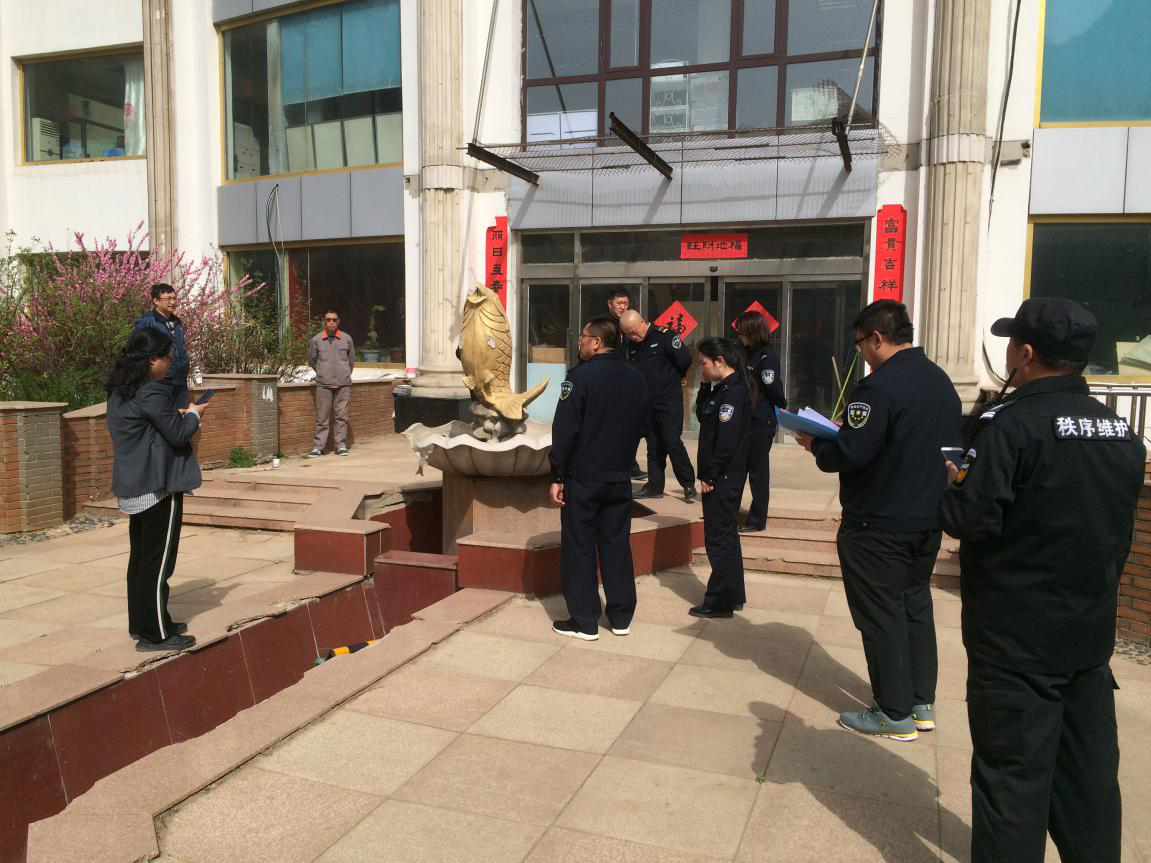 富都丽景社区开展“防火控火大排查大整治大清理”专项行动