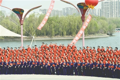 “壮丽70年·讴歌新时代”千人大合唱主题活动举行浑河旁,来一次“美丽的邂...