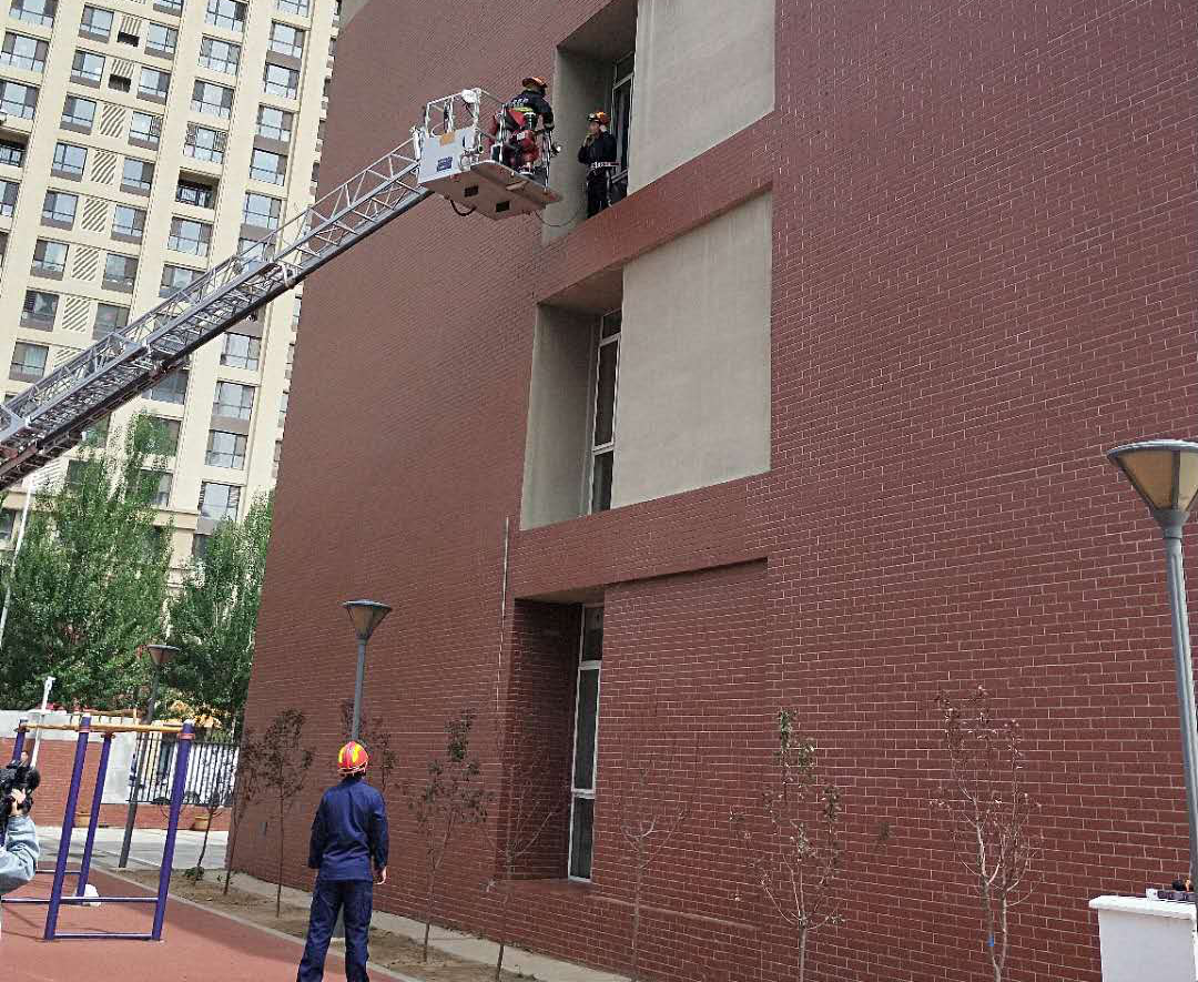 金地社区六位一体提升安全防护意识