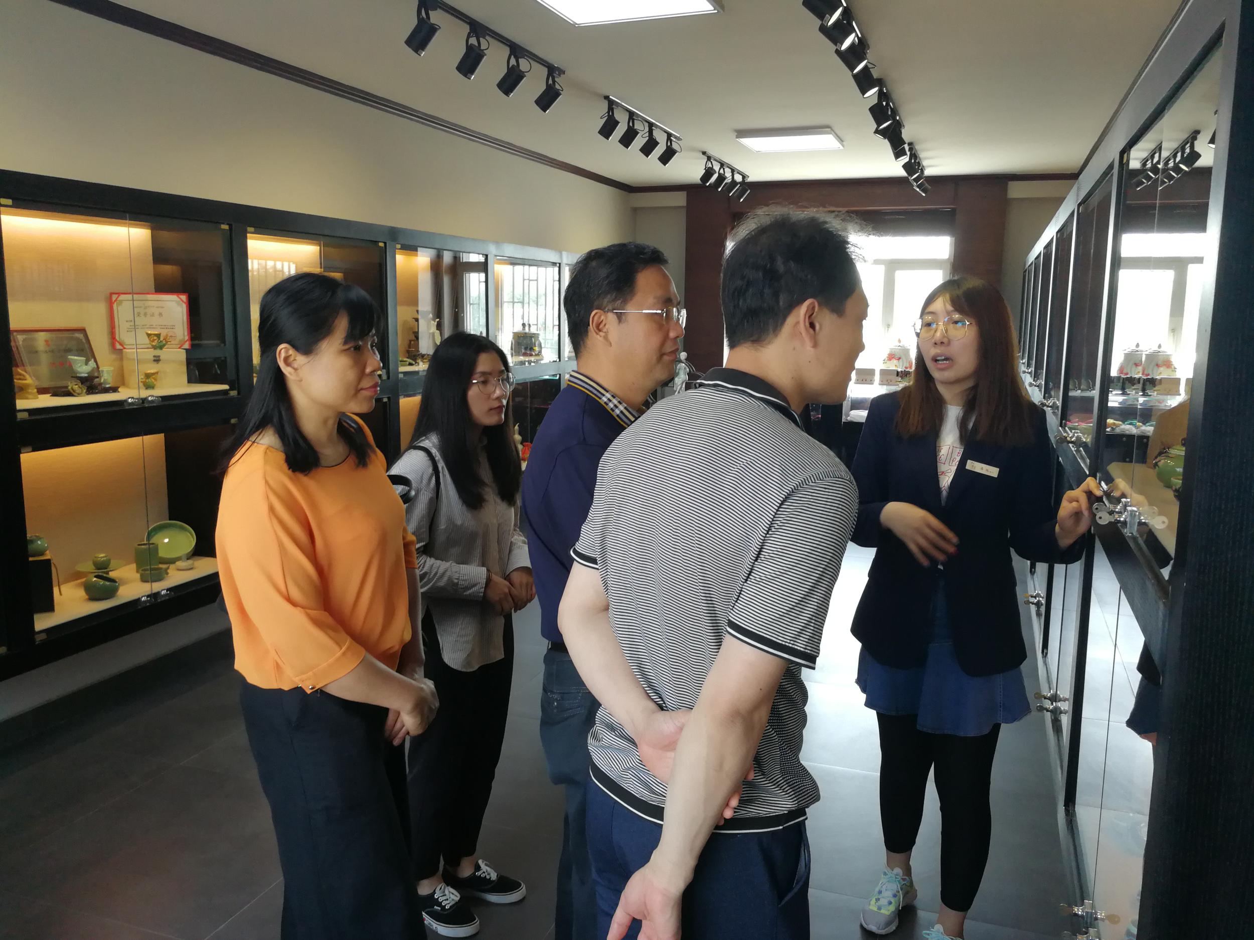 浑南区侨联同贵港市侨联缔结友好侨联