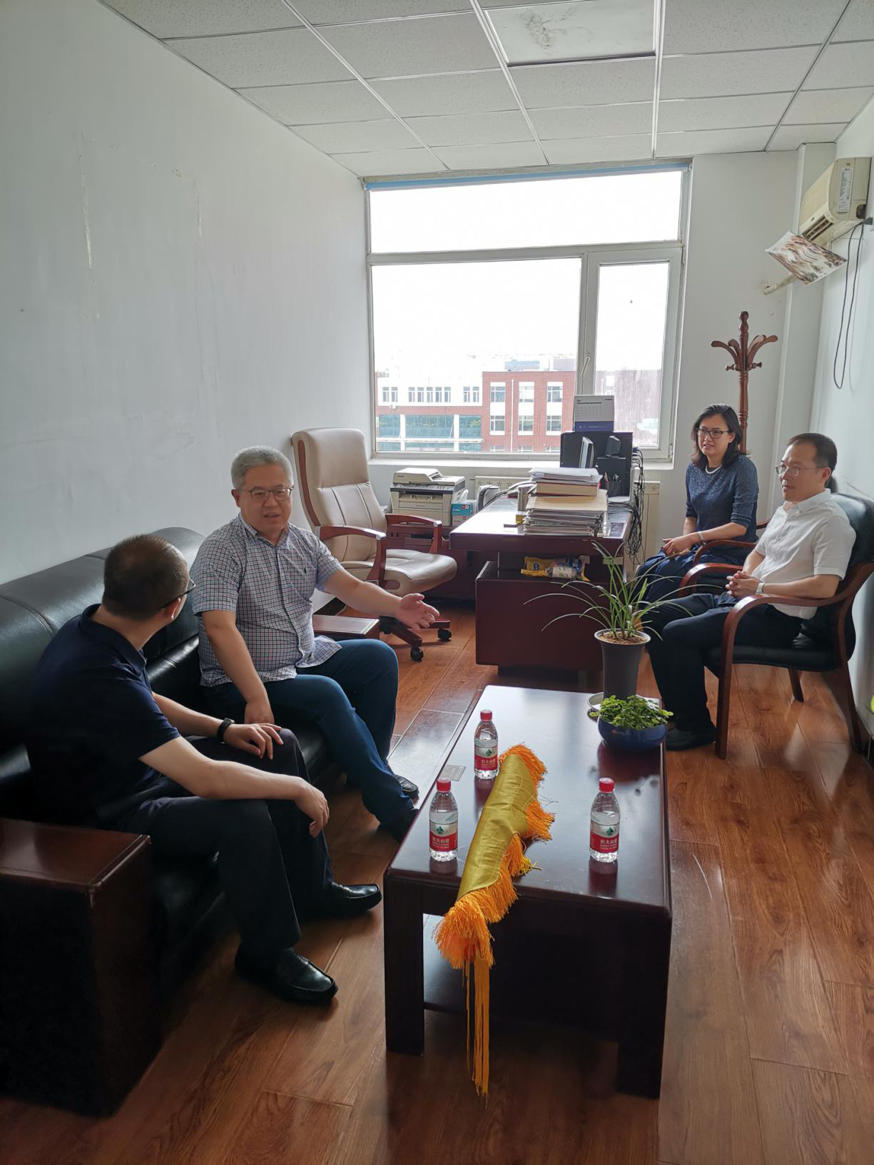 用心打造营商环境 用情服务企业发展